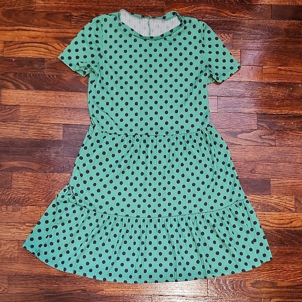 Zara Summer Ruffle Hem Short Sleeve Casual Dress Green With Black Polka Dots